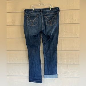 Kut from the Kloth!99% cotton, 1% spandex